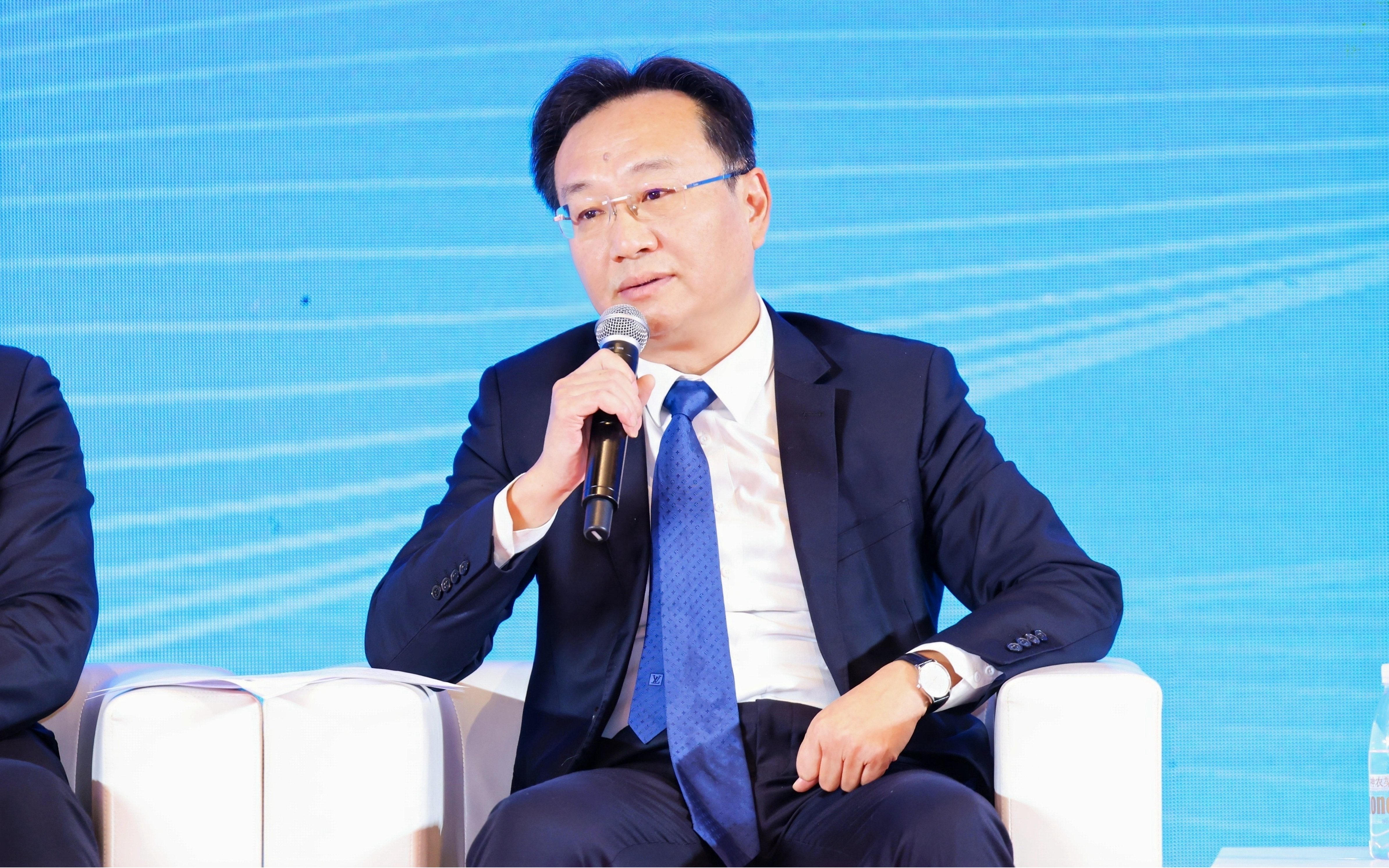 微信图片_20241130150926_副本.jpg
